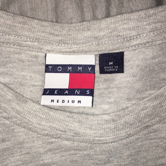 Tommy Hilfiger T shirt - Picture 2 of 2